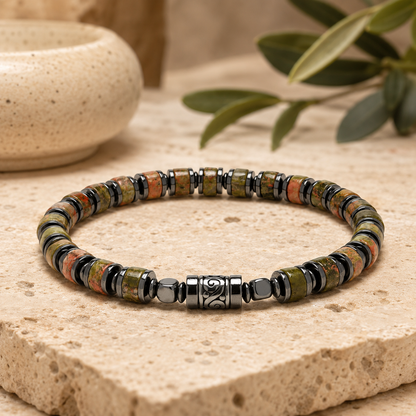 Old Roads flower green stone 4mm column bead bracelet 4mm column bead close-up